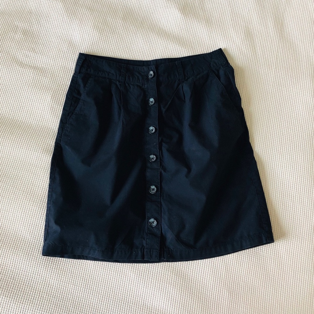 Blue skirt with buttons